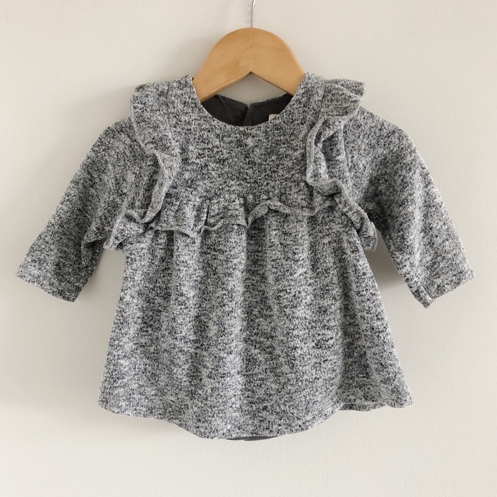 Zara Mini Gray Knit Ruffle Baby Dress 💫